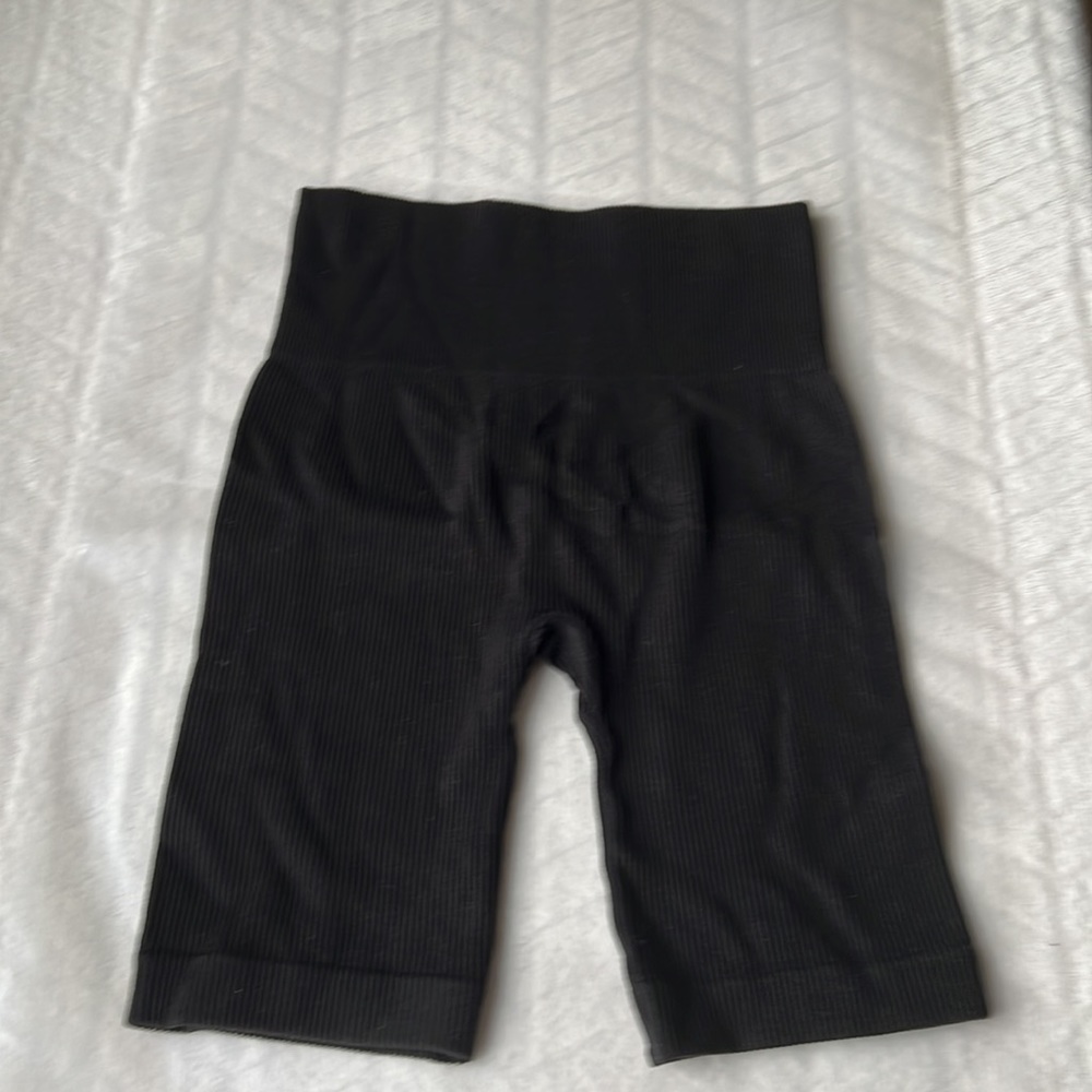 Commando Studio Rib Bike Short - Picture 5 of 10